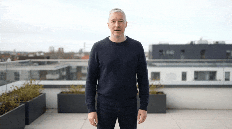 Full-frame photorealistic human AI avatar